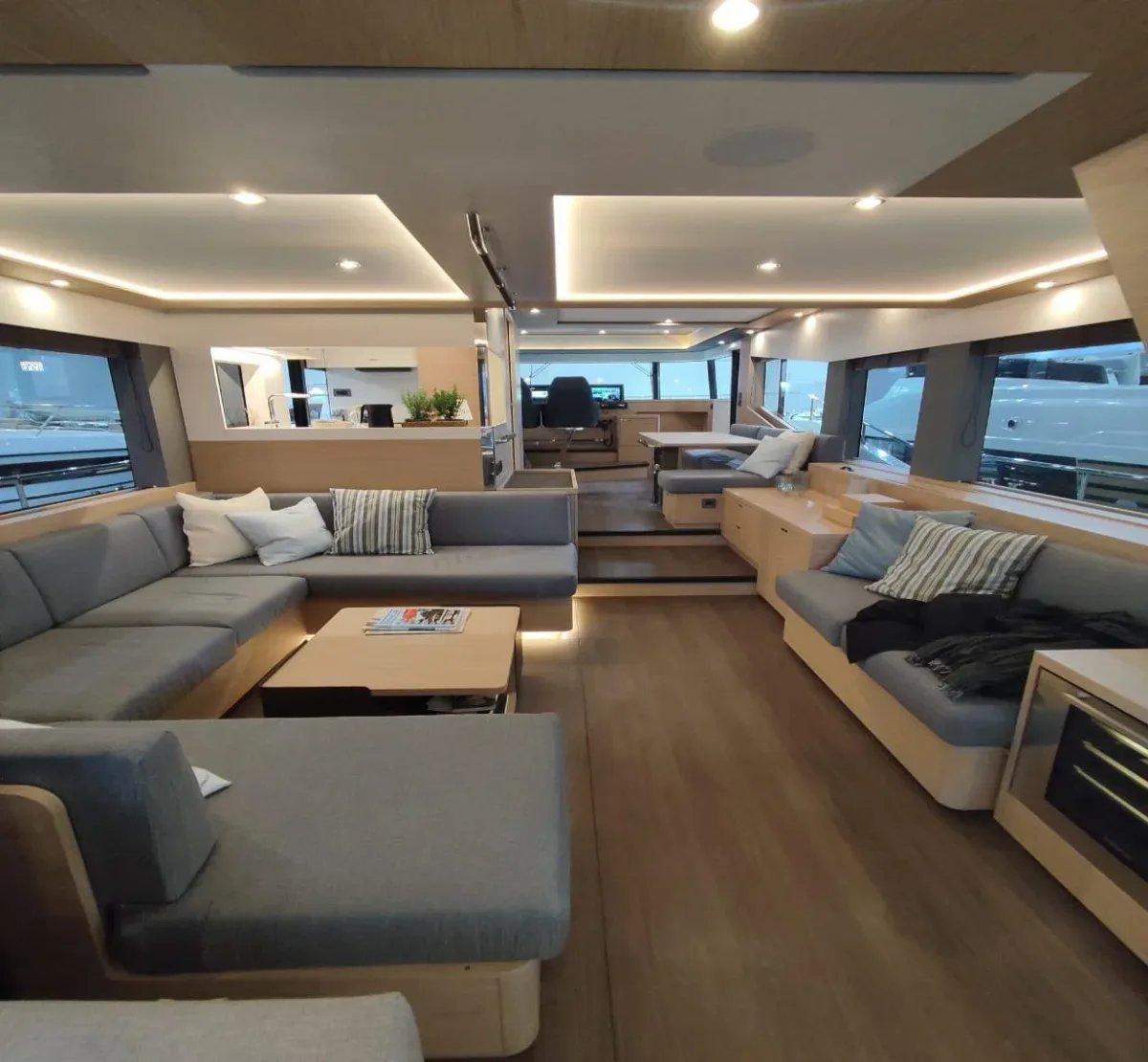 Beneteau 64 — Photo 6