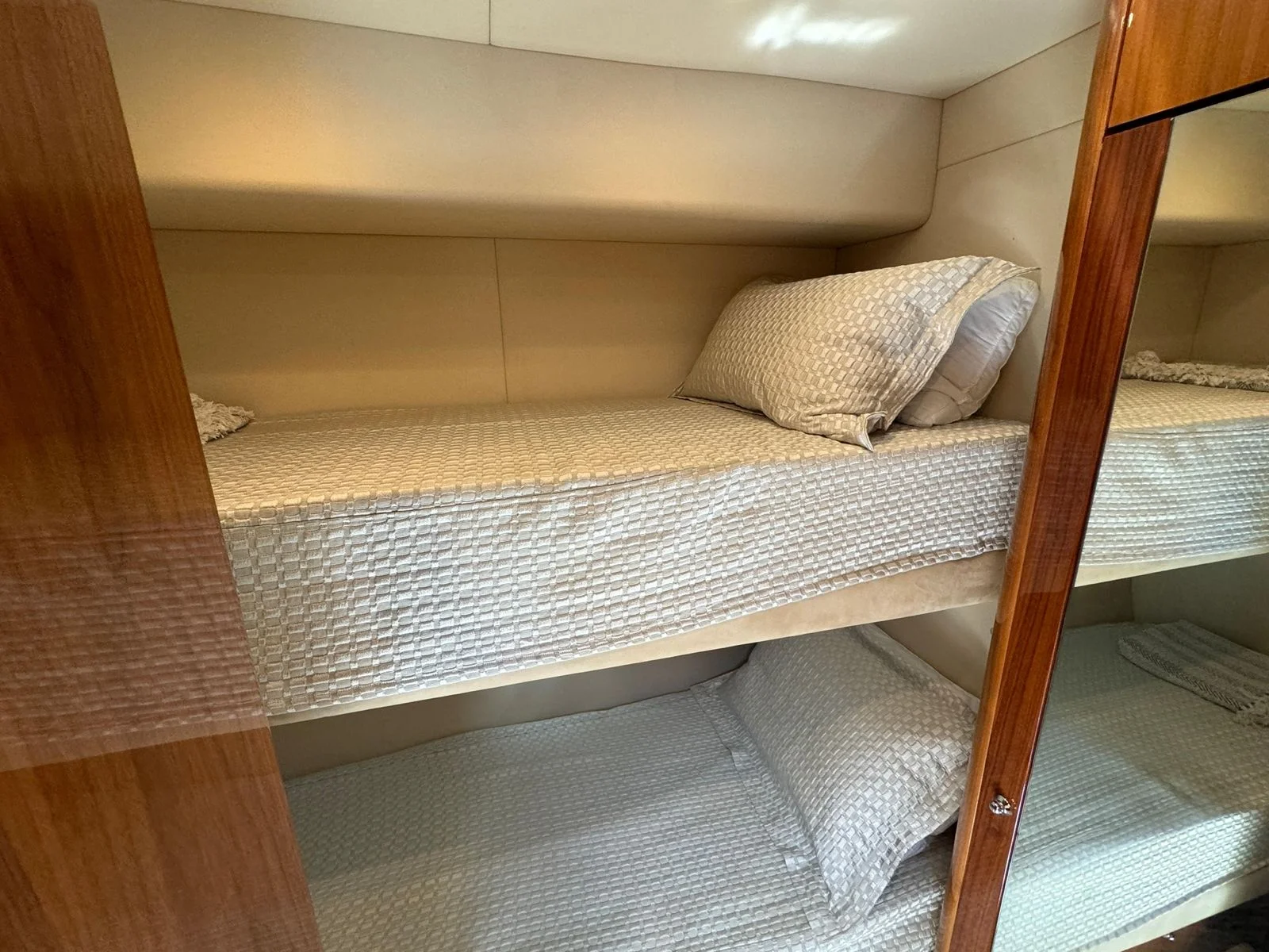 Sunseeker 70 — Photo 4